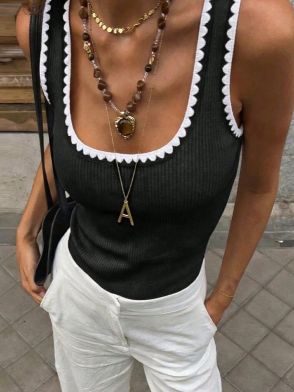 Black Casual Women's Contrast Square Neck Slim Fit Sleeveless Camisole Top